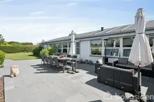 Villa på Larvikvej 6, 9800 Hjørring