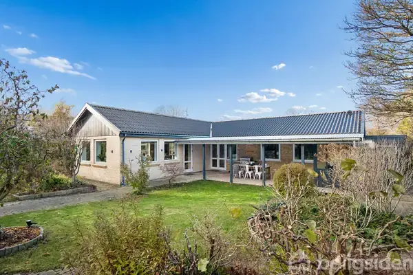 Villa på Kongensgavevej 24, 3200 Helsinge