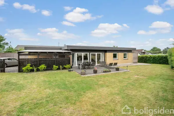 Villa på Midtervej 2, 2630 Taastrup