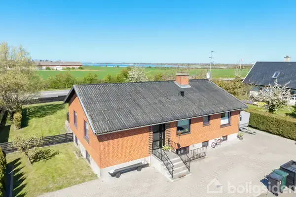 Villa på Skolebakken 11, 4873 Væggerløse