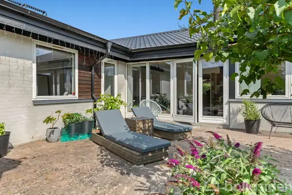 Villa på Fugleparken 27, 2690 Karlslunde