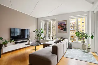 Ejerlejlighed på Enghavevej 8, 1. th., 1674 København V