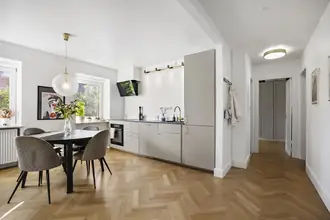 Ejerlejlighed på Clarasvej 2, th., 2920 Charlottenlund