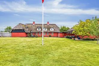 Villa på Binderup Søndergade 25, Binderup, 6091 Bjert