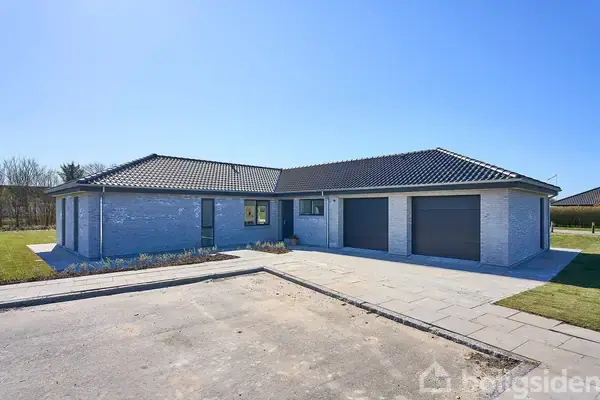 Villa på Knøsgårds Alle 6, 9440 Aabybro