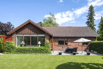Villa på Springdamvej 1A, 2820 Gentofte