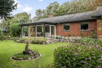 Villa på Hårlev Kirkevej 2A, 4652 Hårlev