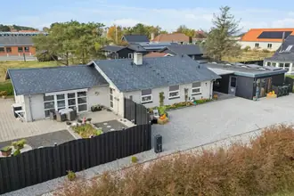 Villa på Carlsensvej 8, Bønnerup Strand, 8585 Glesborg