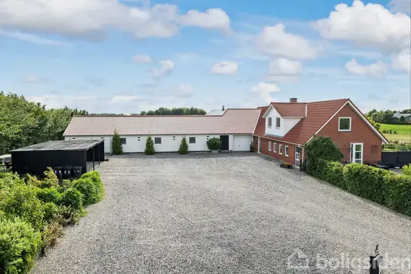 Landejendom på Herredsvejen 171, 9500 Hobro