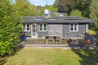 Fritidshus på Nellikevej 10, Smidstrup, 3250 Gilleleje