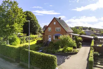 Villa på Silkeborgvej 9, 8653 Them