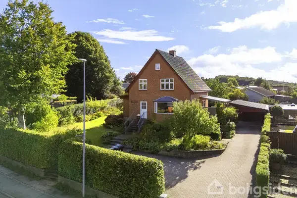 Villa på Silkeborgvej 9, 8653 Them