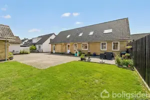 Villa på Stationsvej 3, 9670 Løgstør