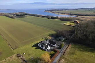 Landejendom på Nordmarksvej 7, Glud, 7130 Juelsminde