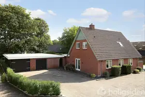 Villa på Syrenvej 15, 6823 Ansager