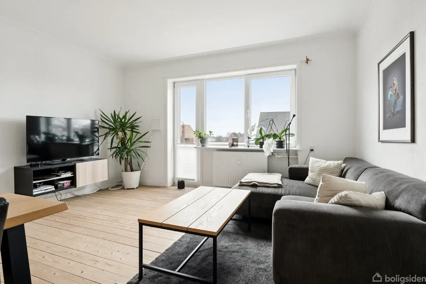 60 m² ejerlejlighed med altan og godt lysindfald