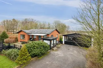 Villa på Hovedgaden 26, V Hornum, 9640 Farsø