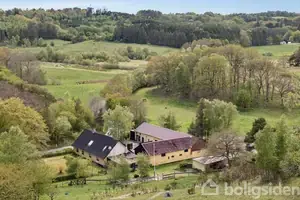 Landejendom på Gl. Kærvej 4, 8400 Ebeltoft