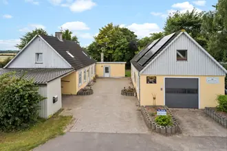Villa på Sdr. Kirkebyvej 6, Nr Ørslev, 4800 Nykøbing F