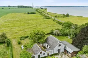 Villa på Næsbankens Tværvej 8, 4873 Væggerløse
