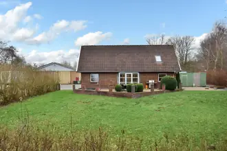 Landejendom på Klinkenborgvej 3, Dørken, 7323 Give