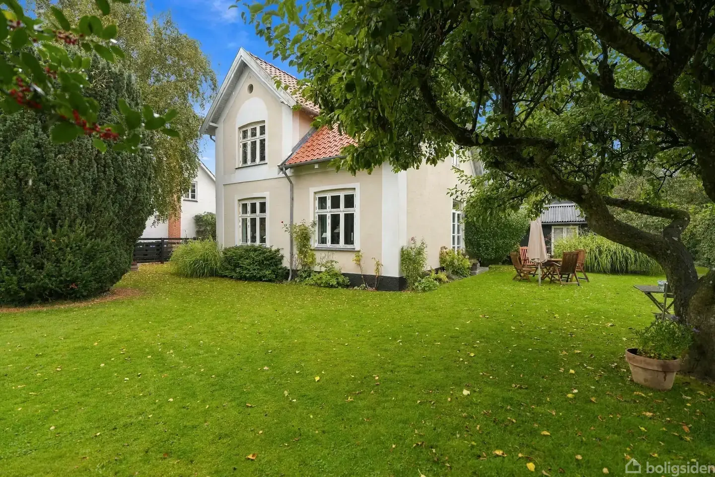 Villa på Frederiksværksgade 100, 3400 Hillerød