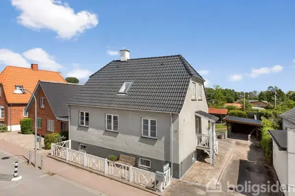 Villa på Hovedgaden 17, 4621 Gadstrup
