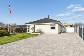 Villa på Nordmarksvej 7, Næsby, 5270 Odense N