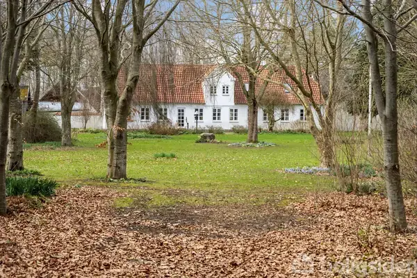 Landejendom på Lumbygade 1, 5792 Årslev