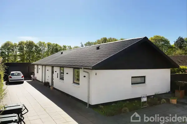 Villa på Ellekærparken 51, 8543 Hornslet