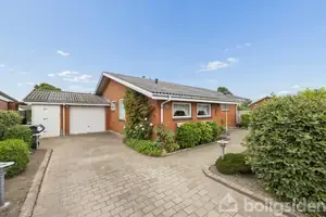 Villa på Vanggårdsvej 10, 9800 Hjørring