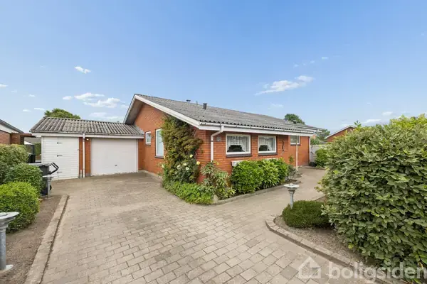 Villa på Vanggårdsvej 10, 9800 Hjørring