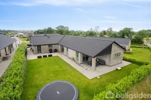 Villa på Serinedalen 71, 8340 Malling