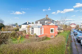 Villalejlighed på Henning Bojesens Vej 14, 1., 2820