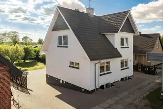 Villa på Randersvej 64, 9500 Hobro