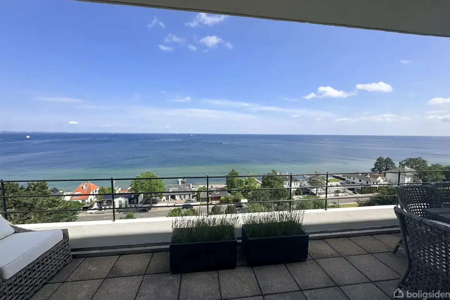 MELLEM HIMMEL & HAV - NYRENOVERET PENTHOUSE - Visning 2