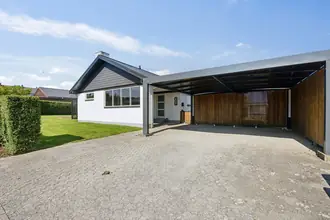 Villa på Almavej 8, 9280 Storvorde