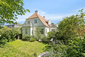 H A Clausens Vej 26 1 Villa, Ejerlejlighed