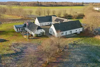 Landejendom på Knudsbølvej 27, 6064 Jordrup