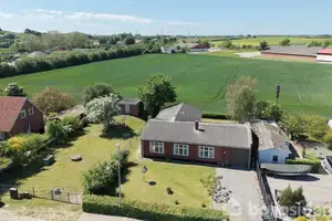 Villa på Onsbjerg Hovedgade 3, 8305 Samsø