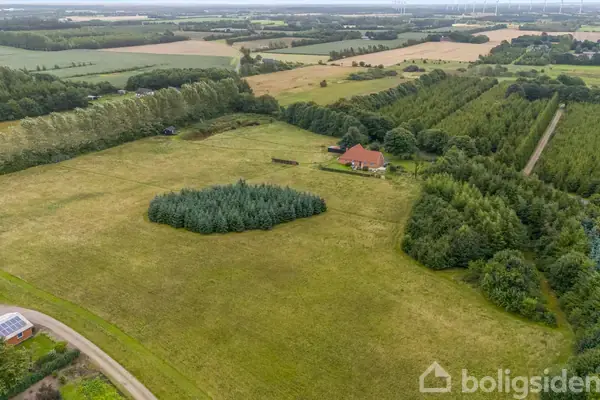 Landejendom på Tinkerdalsvej 3, 7500 Holstebro