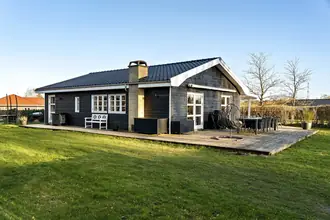 Fritidshus på Vipstjertvej 2, 3120 Dronningmølle