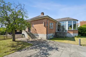 Villa på Ulsevej 2, 2650 Hvidovre