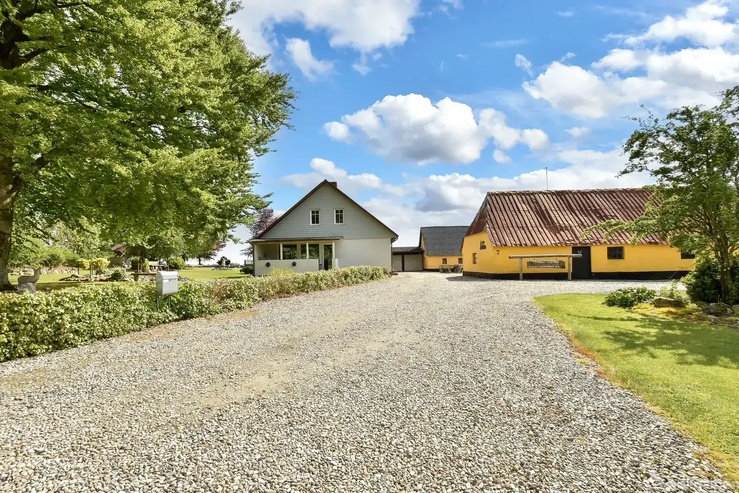Landejendom på Tøsbygårde 7, 7321 Gadbjerg