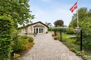 Landejendom på Elleholmvej 26, 5250 Odense SV