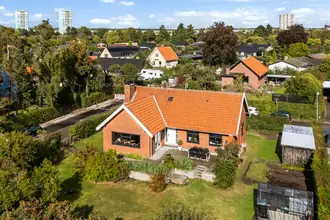 Villa på Strandskolevej 269, 2660 Brøndby Strand