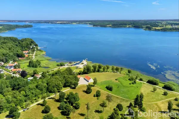 Landejendom på Løvdalsvej 9, 9500 Hobro