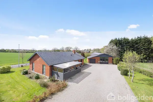 Villa på Mødalvej 11, 8471 Sabro