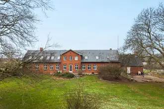 Landejendom på Odensevej 105, Egerup, 5610 Assens