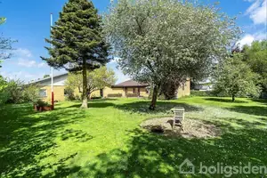 Villa på Ørnhøjvej 12, 6971 Spjald